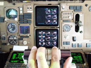 Boeing 757 manual throttles!
